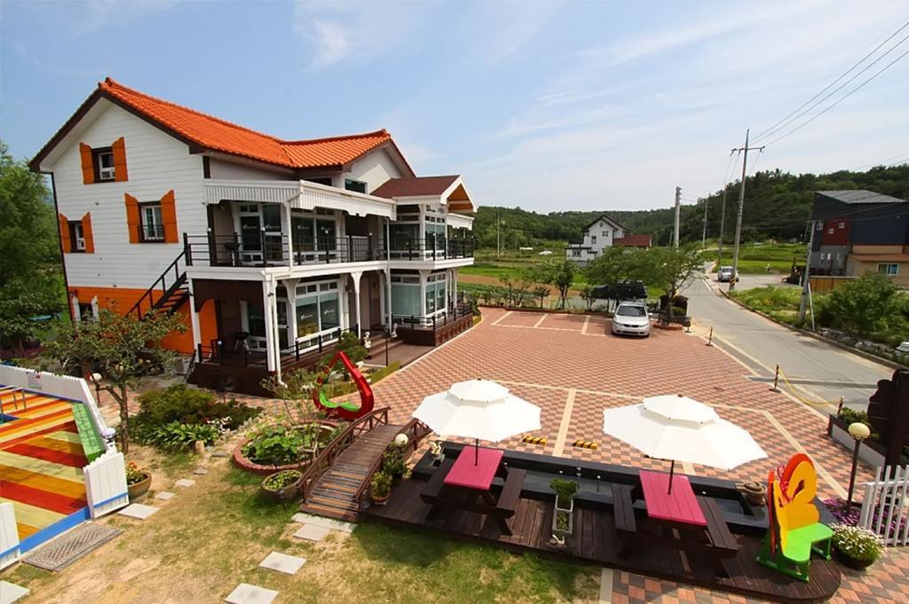 Yejeon Pension Gyeongju Exterior photo